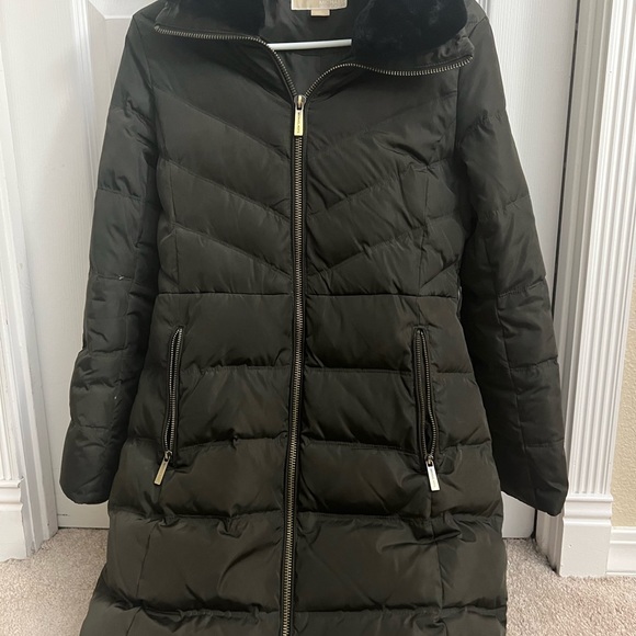 Michael Kors Winter Down Jacket with Hood - Picture 1 of 5